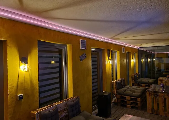 Hotel Come In